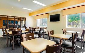 Fairfield Inn By Marriott Tracy